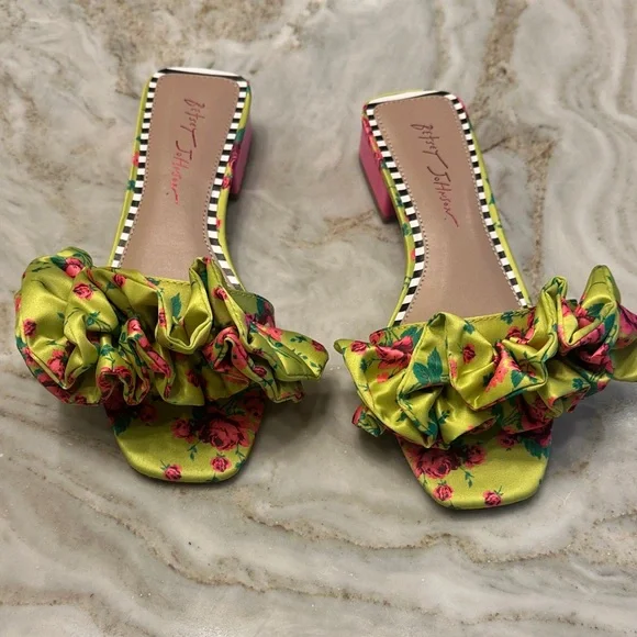 Betsey Johnson Ruffle Heels - Lime Green and Pink Floral - Picture 1 of 6